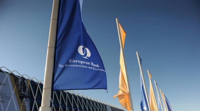 EBRD: Ενισχύεται η ανάπτυξη στην Ελλάδα