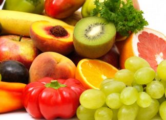 «Μπλόκο» σε 2,2 τόνους φρούτων στον Πειραιά