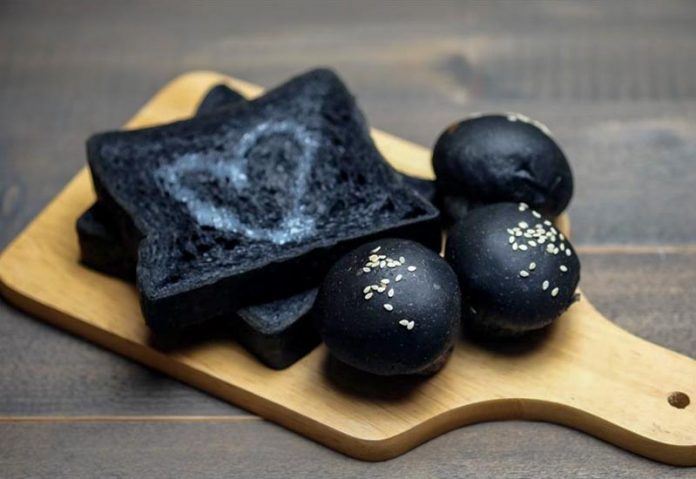 Food Trend: Ο άνθρακας γίνεται «θησαυρός»