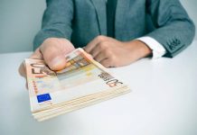 ΤτΕ: Αύξηση 2,75 δισ. ευρώ στις καταθέσεις των επιχειρήσεων Ανοίγει ο "δρόμος" για τα  επιχειρηματικά δάνεια