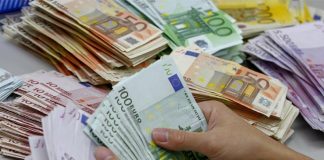 2.500 αλλοδαπές επιχειρήσεις βγάζουν λεφτά στην Ελλάδα