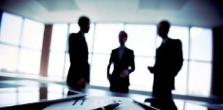 Στις επιχειρήσεις στρέφονται οι πτυχιούχοι