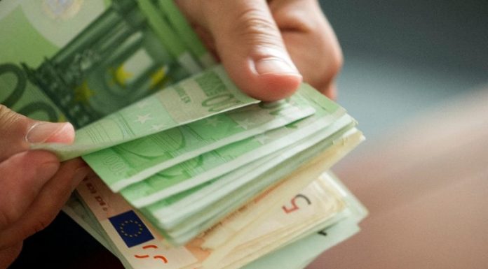 Στα 50,67 ευρώ το μέσο ημερομίσθιο στην Ελλάδα