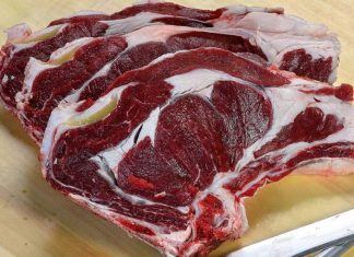 Μπριζόλες εργαστηρίου "εισβάλλουν" στη βιομηχανία κρέατος