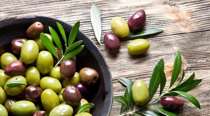Νέοι κωδικοί σε ελιές και ακατέργαστο αλάτι από την Bellisimo Νέοι κωδικοί σε ελιές και ακατέργαστο αλάτι από την Bellisimo