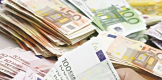 Μετοχές 1 εκατομμυρίου ευρώ "μοιράζει" η Παπαστράτος