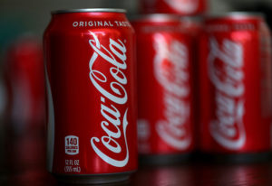 Η Coca Cola "ρίχνει" λεφτά στο Σχηματάρι