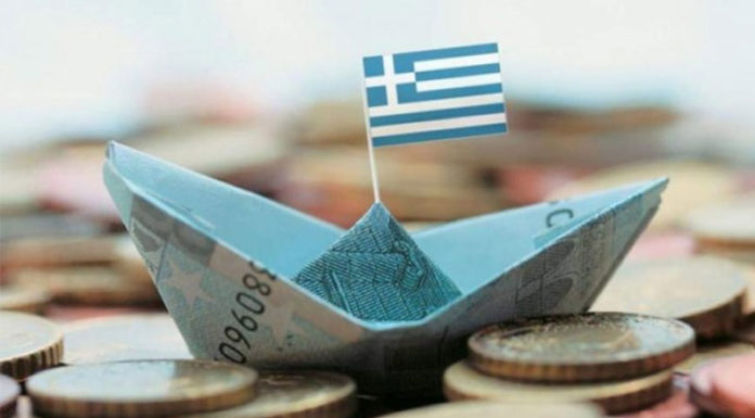 Σε τρόφιμα και ποτά το 41% του ελληνικού εισοδήματος