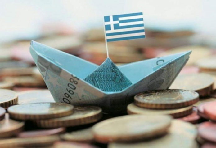 Σε τρόφιμα και ποτά το 41% του ελληνικού εισοδήματος