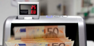 "Εξπρές" επιστροφή ΦΠΑ για τις "χρυσές" επιχειρήσεις