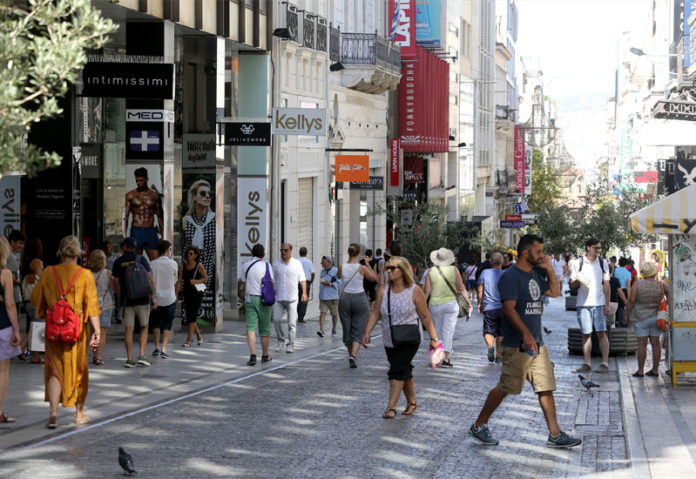 «Γυρνούν την πλάτη» στα φυσικά καταστήματα οι καταναλωτές