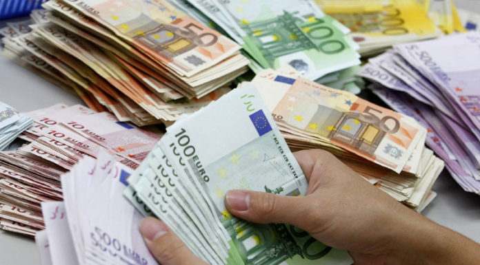 Στο 1,683 δισ. ευρώ τα χρέη του Δημοσίου σε ιδιώτες