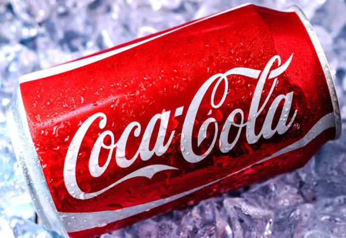 Coca Cola: Αύξηση στις πωλήσεις στα ανθρακούχα αναψυκτικά