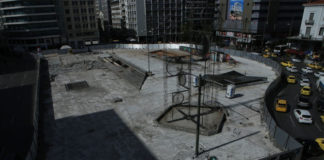Σπείρα ναρκωτικών με "βιτρίνα" περίπτερο στην Ομόνοια