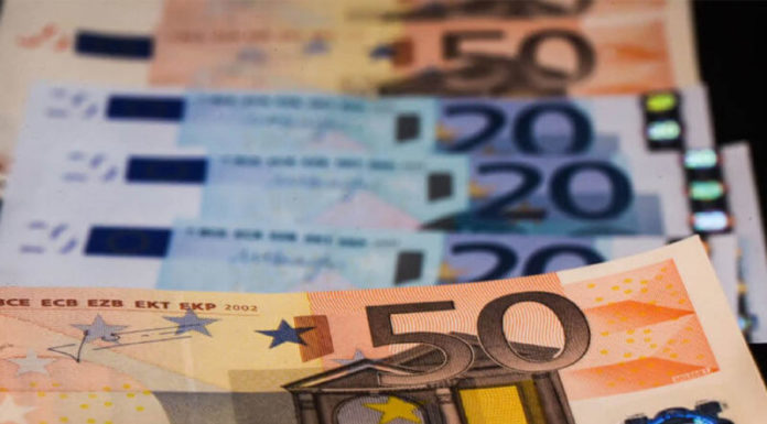 Από 20 ευρώ η δόση στην εφορία για τις επιχειρήσεις