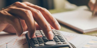 Μειώσεις στα ασφαλιστικά ταμεία για τους επαγγελματίες