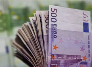 "Εξαφανίστηκαν" 40.000 ευρώ από σούπερ μάρκετ των Φαρσάλων