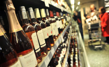 Κλοπές 17.000 ευρώ σε τρόφιμα και ποτά στην Πιερία