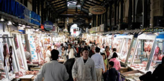 Στα περσινά επίπεδα το κόστος του πασχαλινού καλαθιού