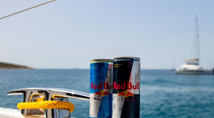 Νέο Red Bull Zero σε μοντέρνα συσκευασία Νέο Red Bull Zero σε μοντέρνα συσκευασία
