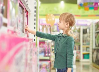 Ανακοινώθηκε το ωράριο των καταστημάτων για το Πάσχα