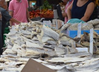 Νέα συμφωνία για το μπακαλιάρο της 25ης Μαρτίου