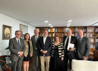 Συνάντηση της Πρωτοβουλίας ΕΛΛΑ-ΔΙΚΑ ΜΑΣ με τον Υφυπουργό Εξωτερικών