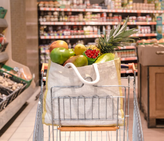 Φθηνότερη η Ελλάδα με υψηλό ΦΠΑ – Νέα έρευνα ΙΕΛΚΑ για τις τιμές του τυπικού καλαθιού