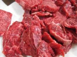 Κατασχέθηκαν 4,7 τόνοι ακατάλληλου κρέατος στην Αττική