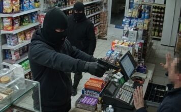 Εικόνες τρόμου από τη δράση της σπείρας στη Χαλκιδική – Βίντεο από μίνι μάρκετ “δένει” την υπόθεση