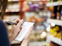 ΙΕΛΚΑ: Πτώση τιμών στο οργανωμένο λιανεμπόριο